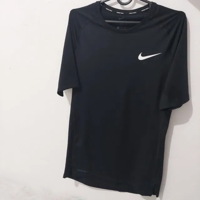 Camiseta Nike Pro Dri-Fit
