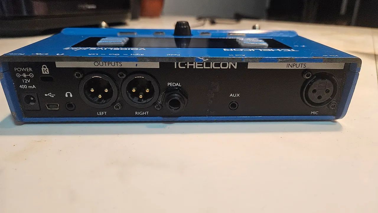 TC-Helicon VoiceLive Play - Pedal de Harmonia e Efeitos - Foto 3