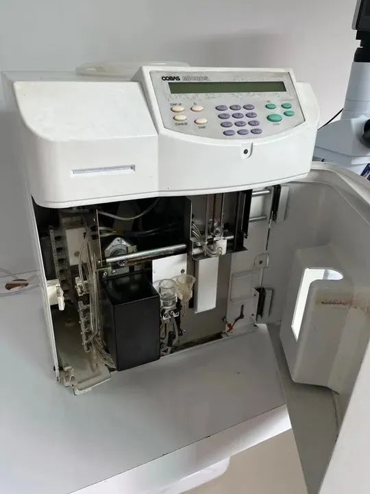 Analisador veterinário Automático de Hematologia COBAS INTEGRA 400 Plus - Foto 2
