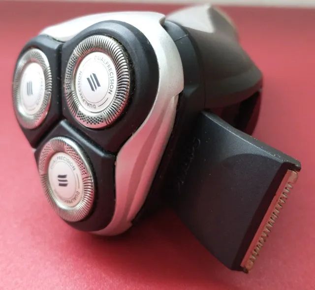 BARBEADOR PHILIPS AQUATOUCH 3 CABEÇAS - Foto 3