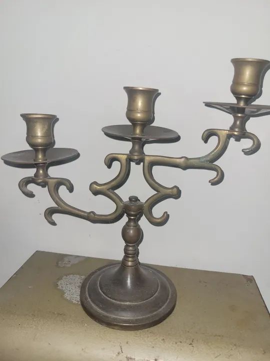 Castiçal de bronze antigo: - Foto 5