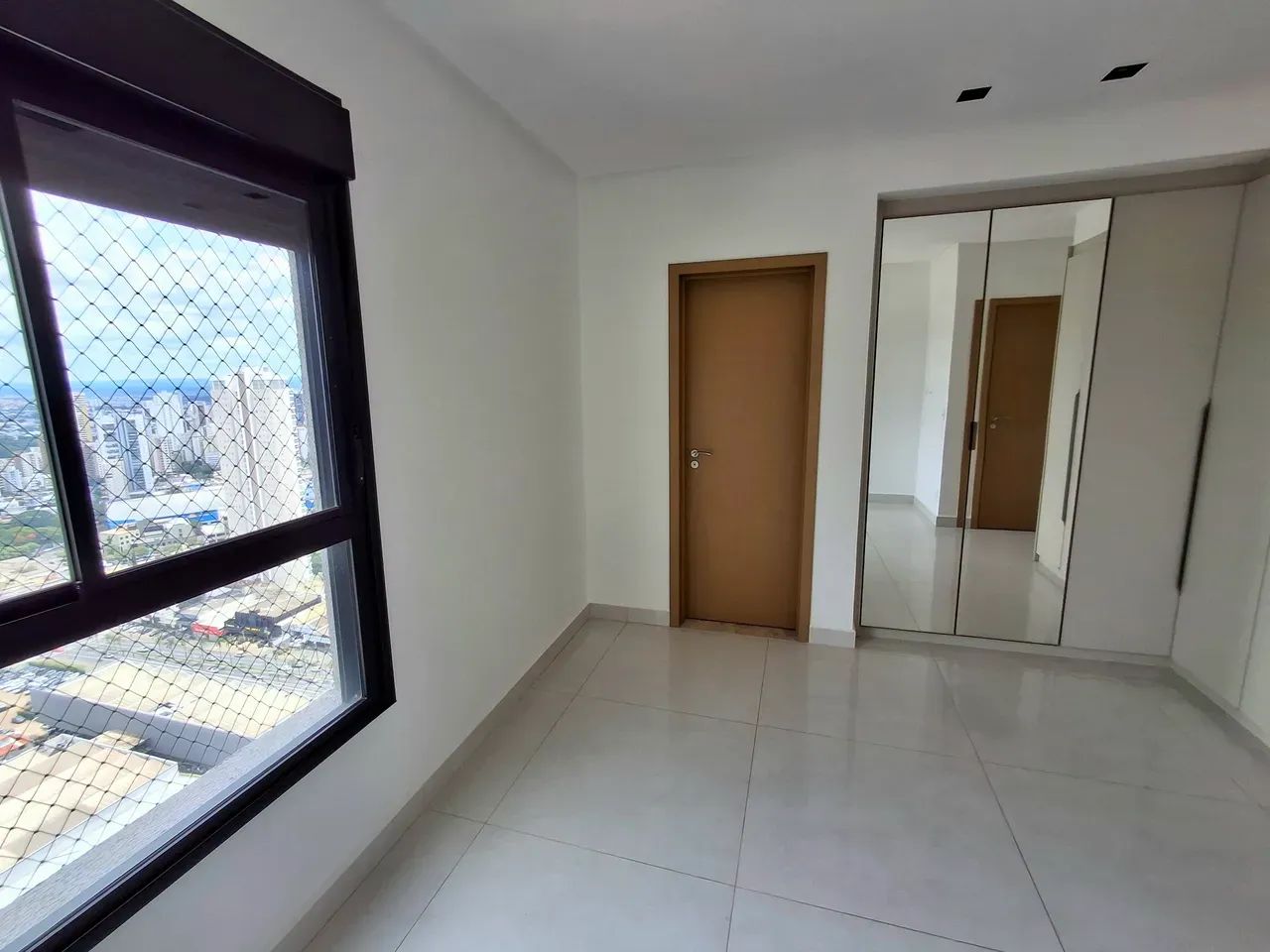 Apartamento para alugar com 3 suítes, 202m², andar inteiro, elevador privativo e lazer com - Foto 12