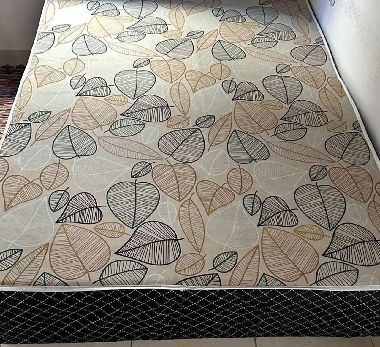 Cama  conjugada Casal com Design de Folhas