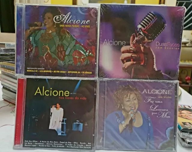 Lote com discografia de Alcione - Foto 3