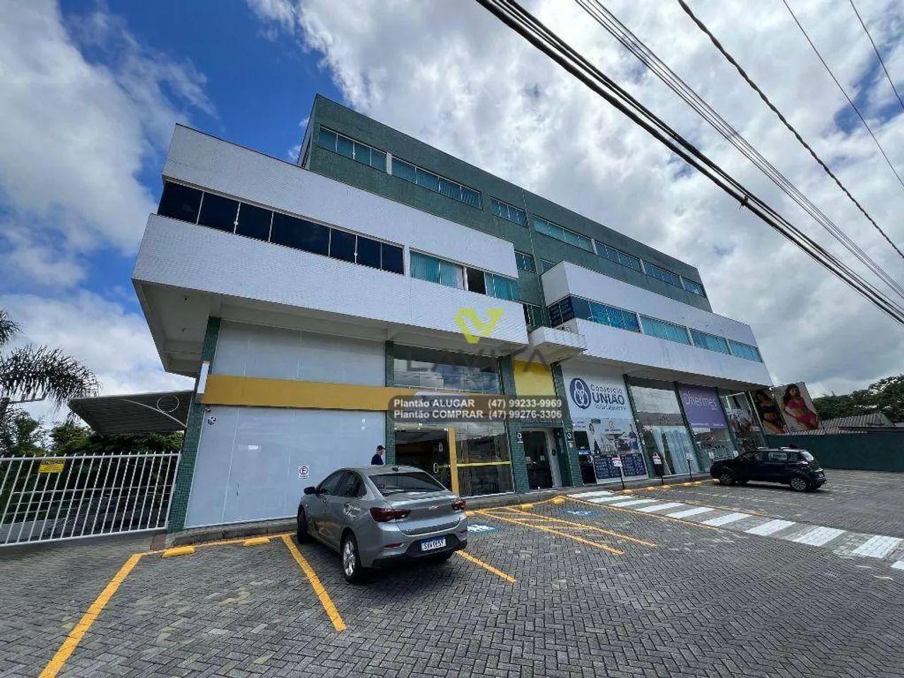 Sala comercial para Aluguel, Locação com 34,05m² privativos, Ed. Comercial Bela Center - B
