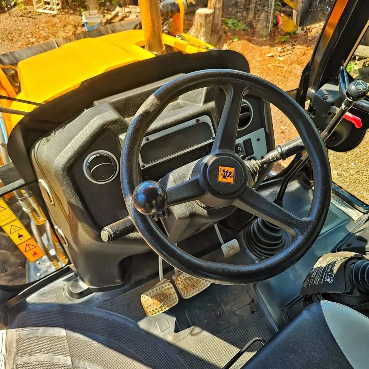 Compre sua retro escavadeira parcelada  - Foto 6