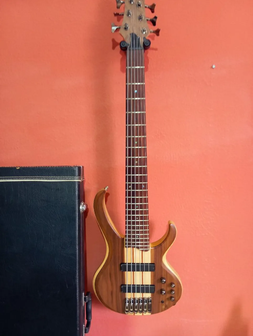 ibanez btb 5 cordas