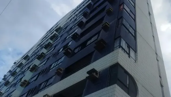 Studio em Candeias beira Mar R$ 190 mil