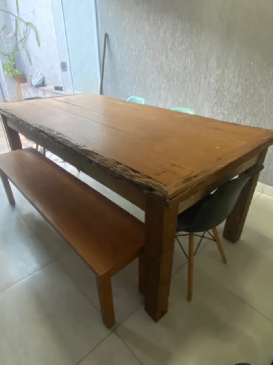 Mesa de jantar em madeira de demolição