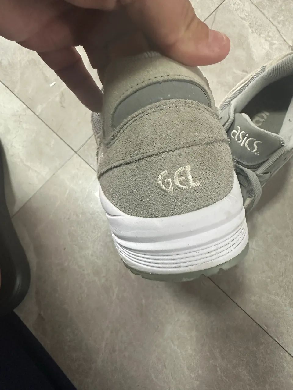 Tênis casual atlético masculino Asics Tiger gel-líquico pedra cinza bétula - Foto 4