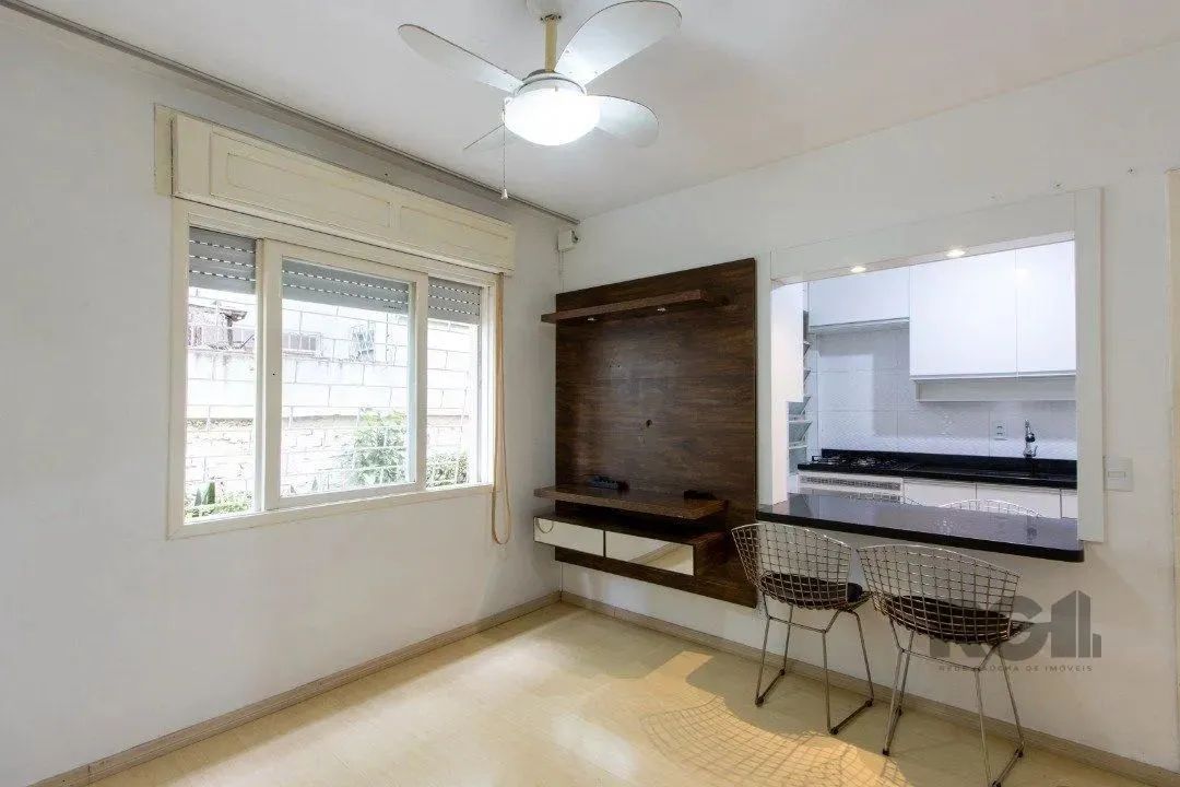 Apartamento 2 dormitórios, bairro Camaquã.