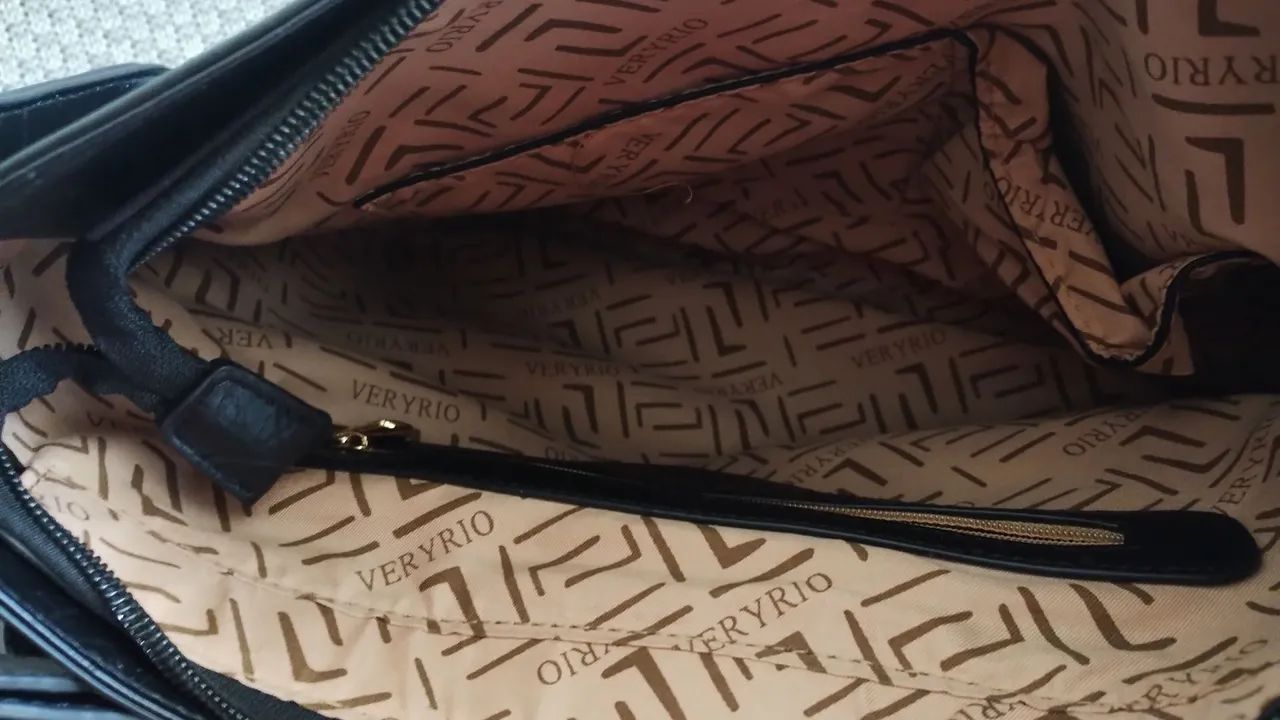 Bolsa de Ombro Feminina Clássica Preta - Foto 5
