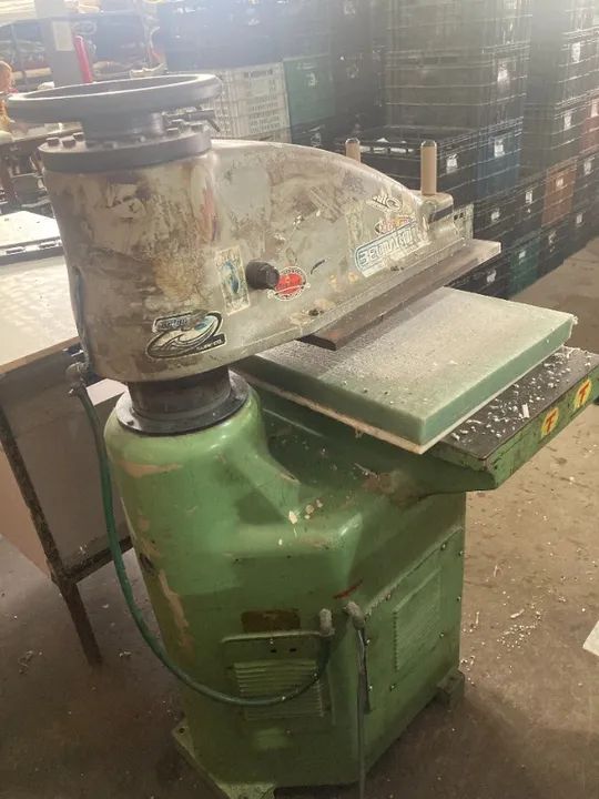 BALANCIM DE CORTE HIDRÁULICO - KLEIN - 22 TON.  - Foto 6