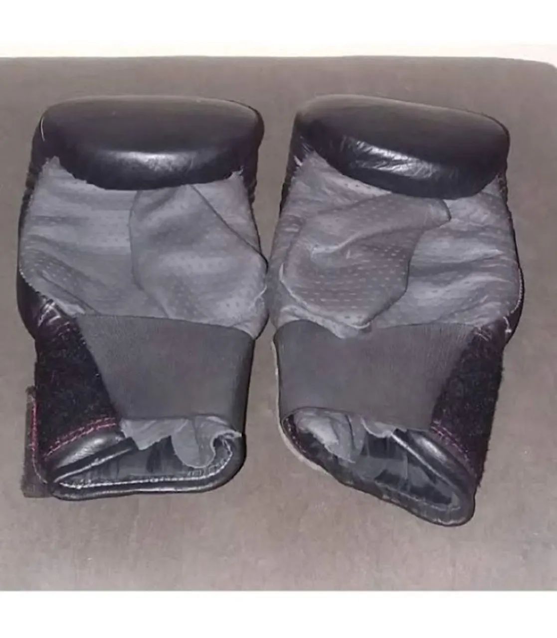 Luvas de Boxe - Tamanho M - Foto 2