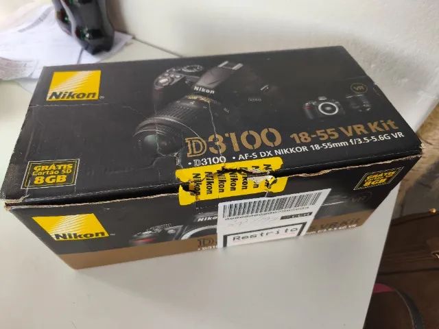 Máquina Fotográfica Nikon D3100