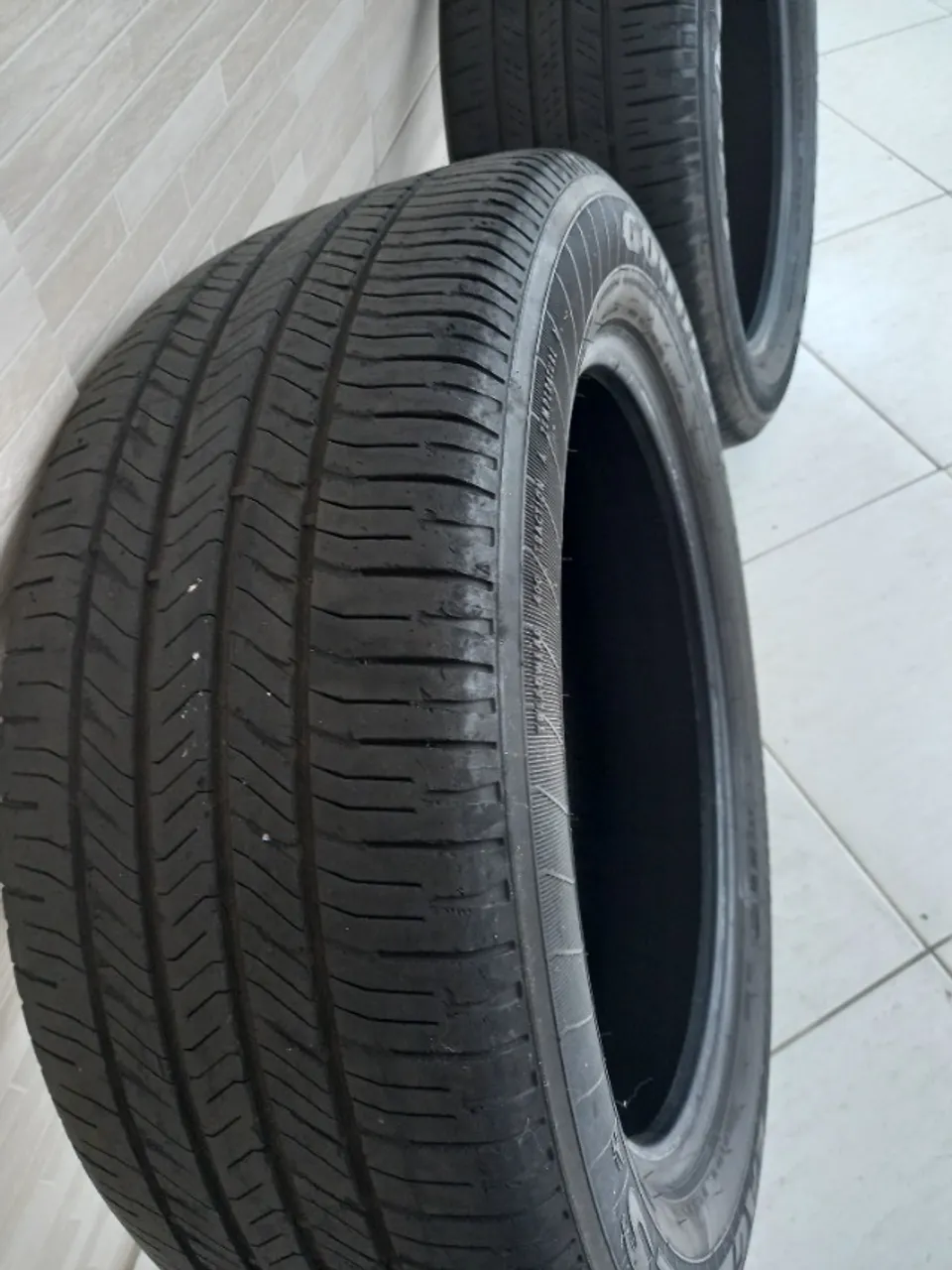 Pneus 225x55xr18