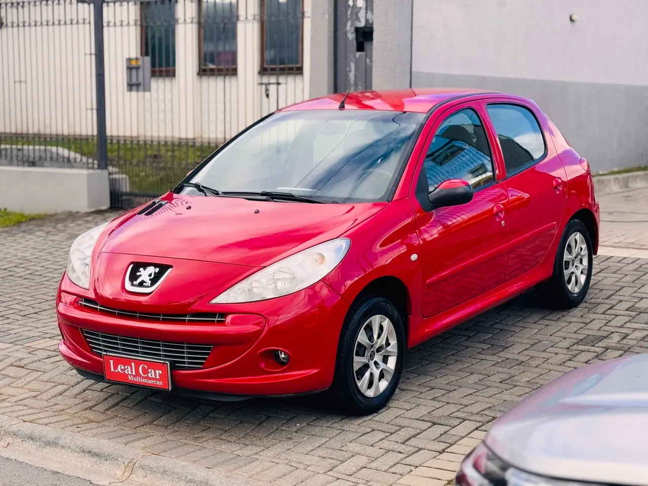 peugeot-207-2012-usados-e-novos