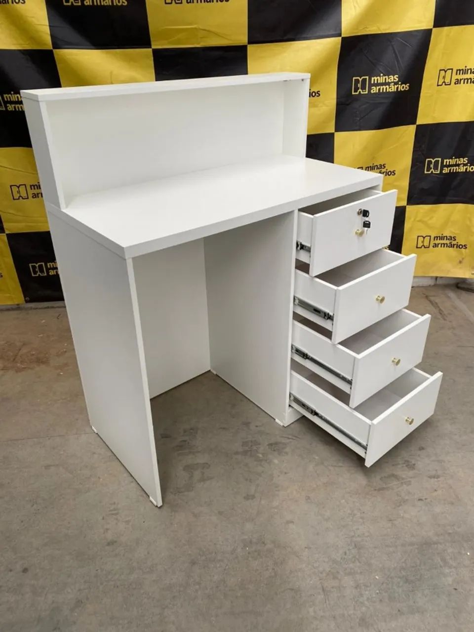 Balcão Recepção Branco 4 gavetas uma com chave - Foto 2