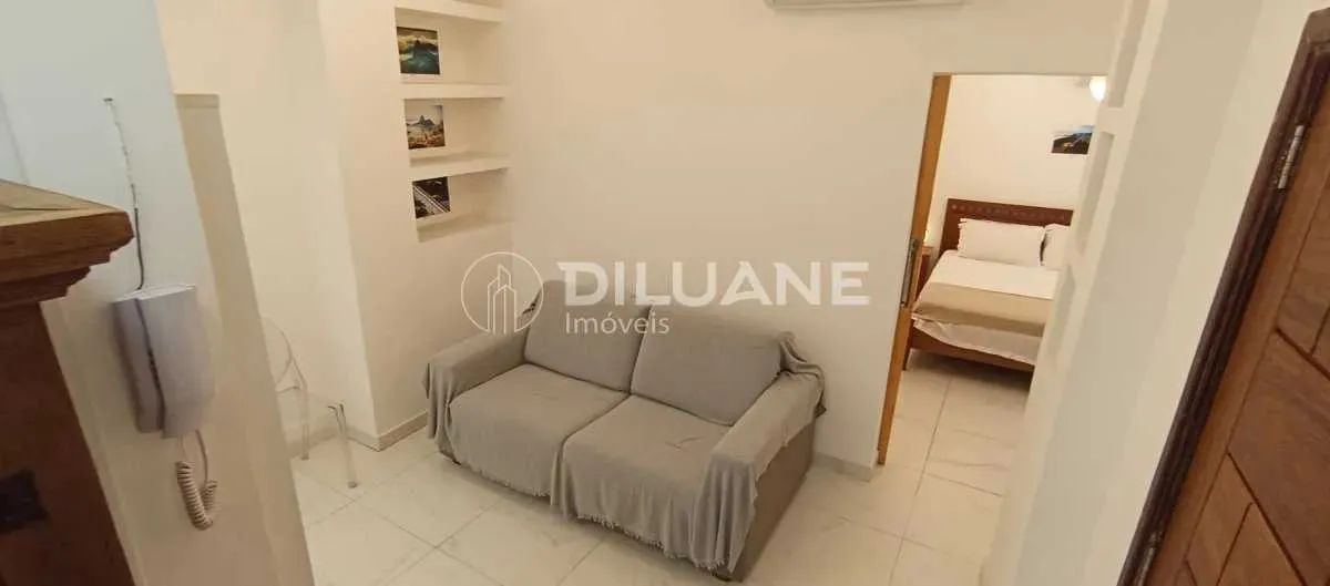 Kitnet/Conjugado : / Residencial / Copacabana
