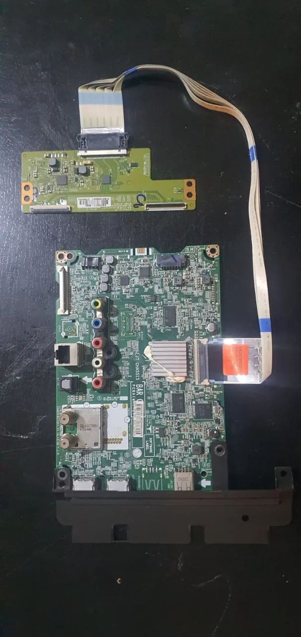 Vendo ou troco Peças Usadas da Tv LG 49LJ5550  - Foto 5