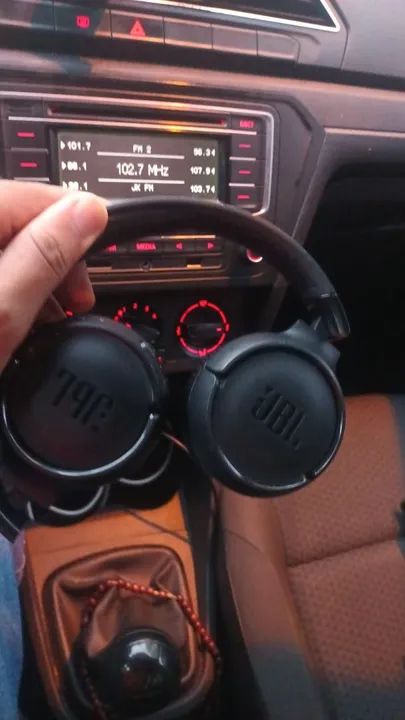 Fones de Ouvido JBL - Sem Fio - Novos