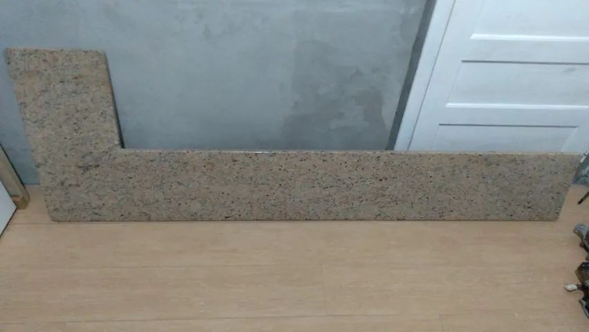 marmore novo 2-metros por 0.30 cm 350 reais 