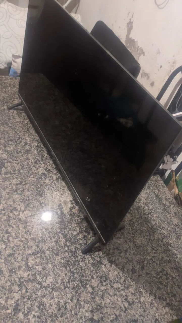 Tv Smart TCL 32 polegadas para consertar ou retiradacde peças - Foto 3