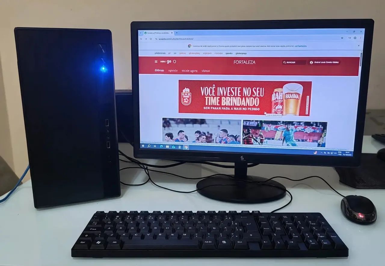 Vendo PC Completo, I5, com 4 gb de memória. Tela de 20 Polegadas 