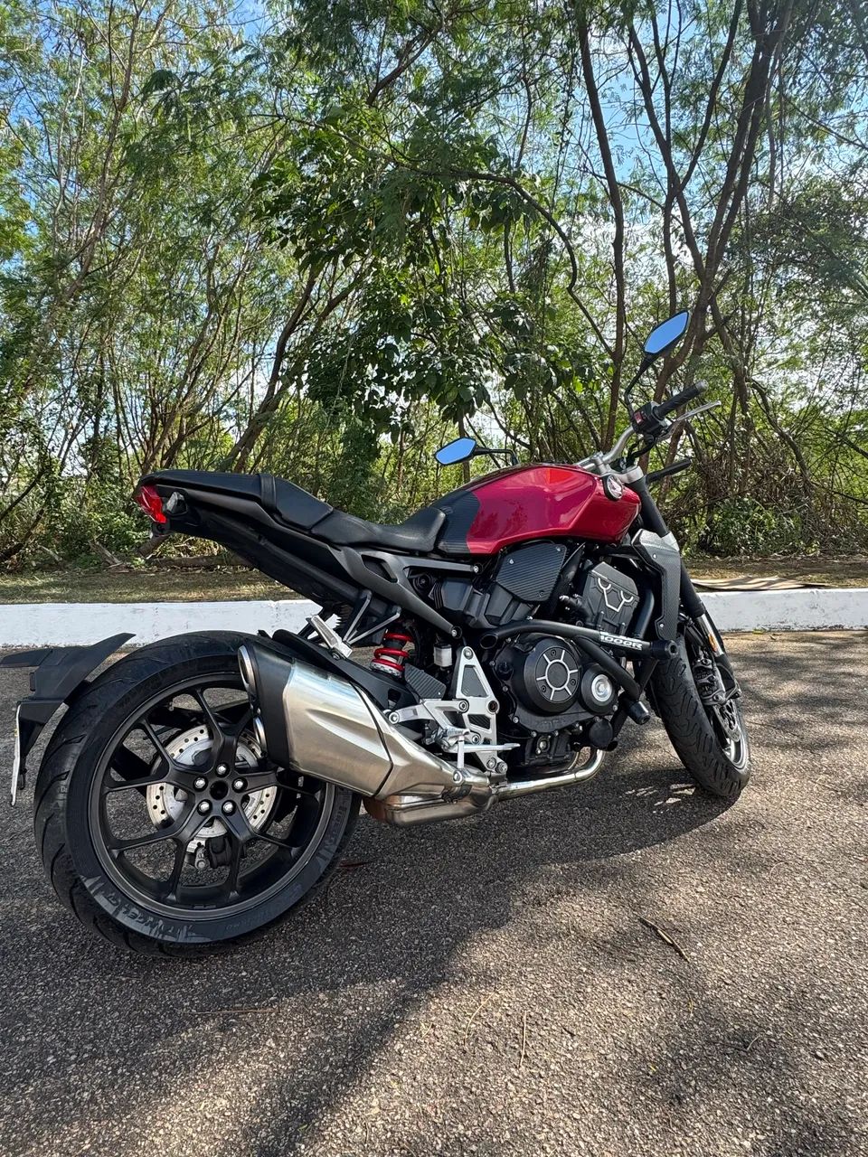 Vendo cb1000r - impecável  - Foto 3