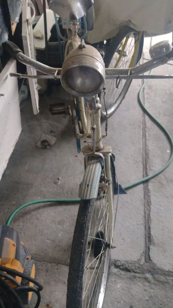 Bicicleta antiga aro 28 - Foto 2