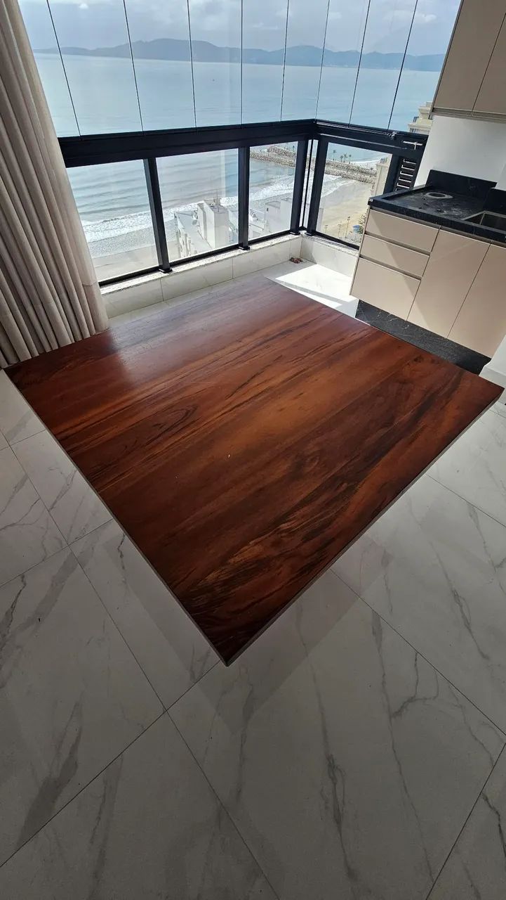 Mesa em madeira maracatiara maciça - Foto 2