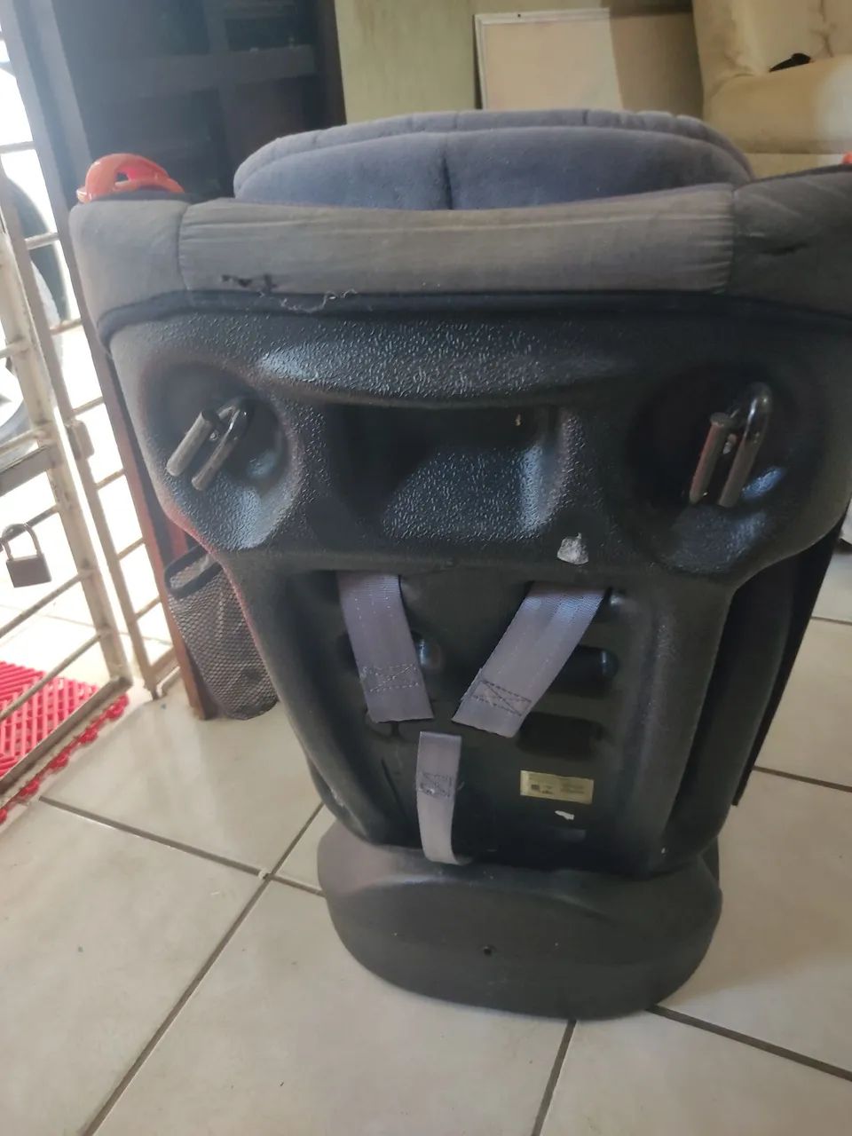 Cadeira de carro infantil. - Foto 3