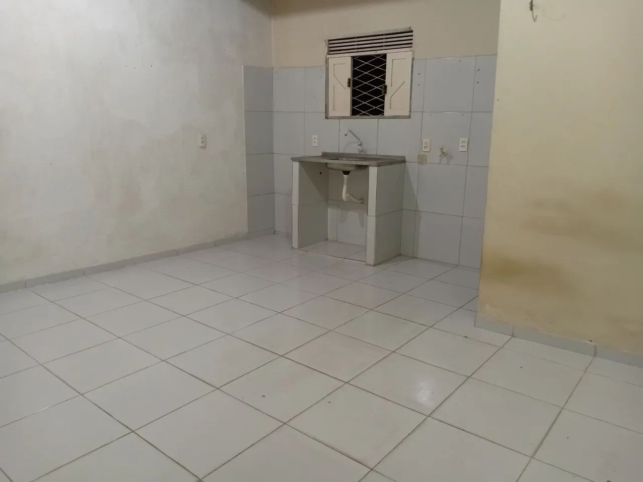 Kitnet para uma pessoa 