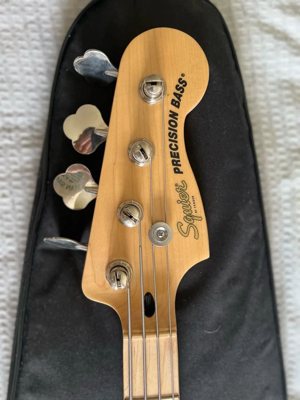 Baixo Squier  - Foto 3