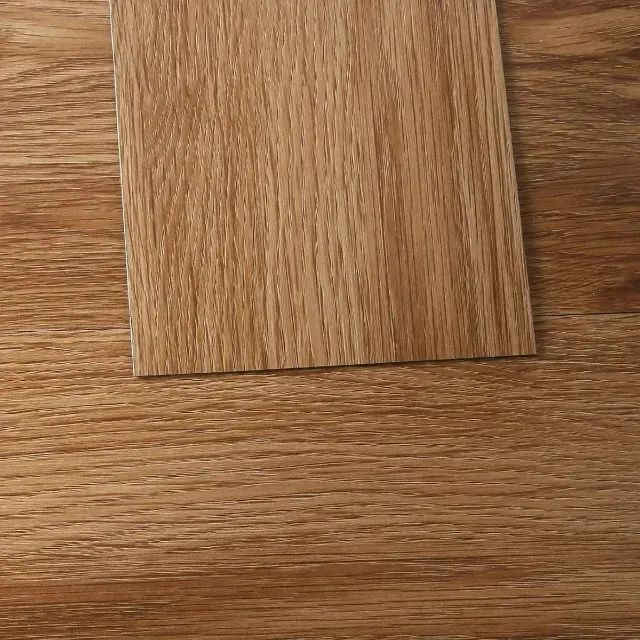 Piso Vinílico Autocolante Amadeirado 91x15cm - Pronta Entrega - Foto 6
