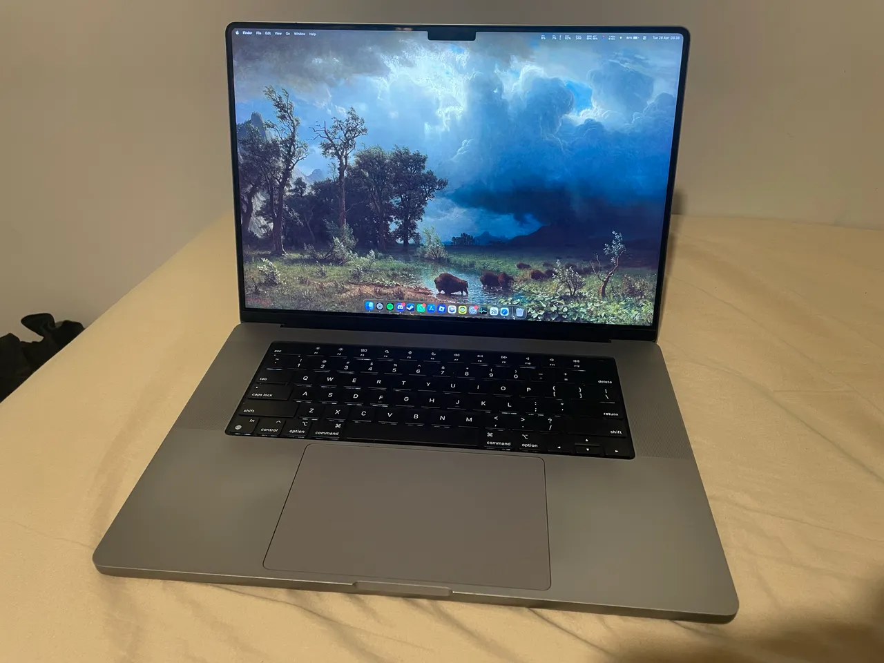 MacBook Air 13\"　2017　i5　8GB　121GB MacBook Air 2017 ainda vale a pena em 2022?