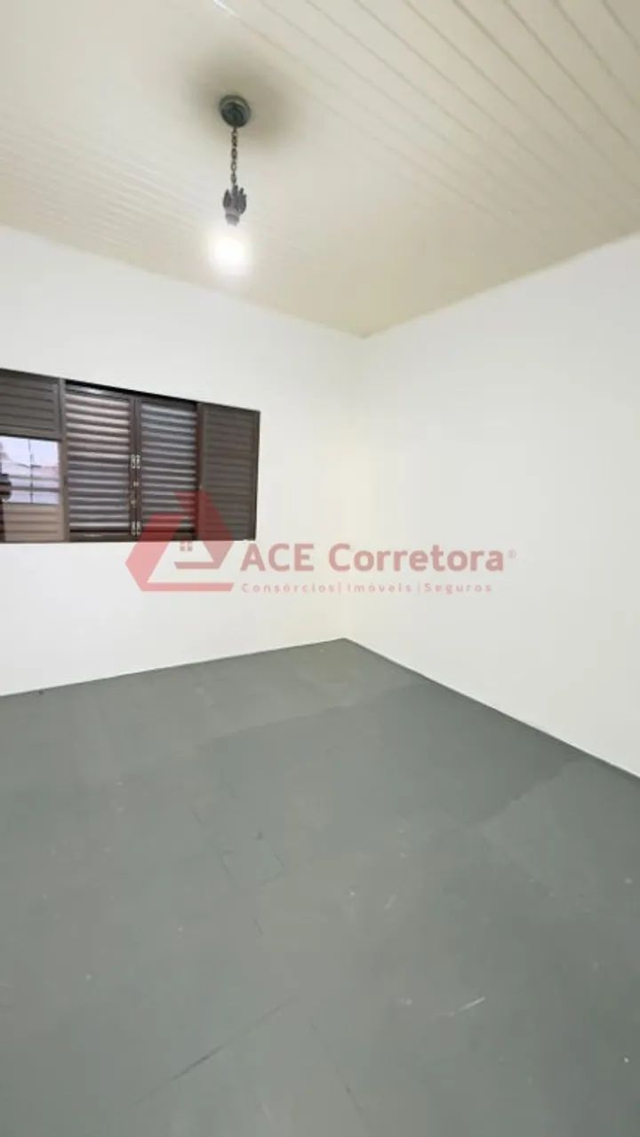 Casa com Excelente Espaço Externo - Foto 5