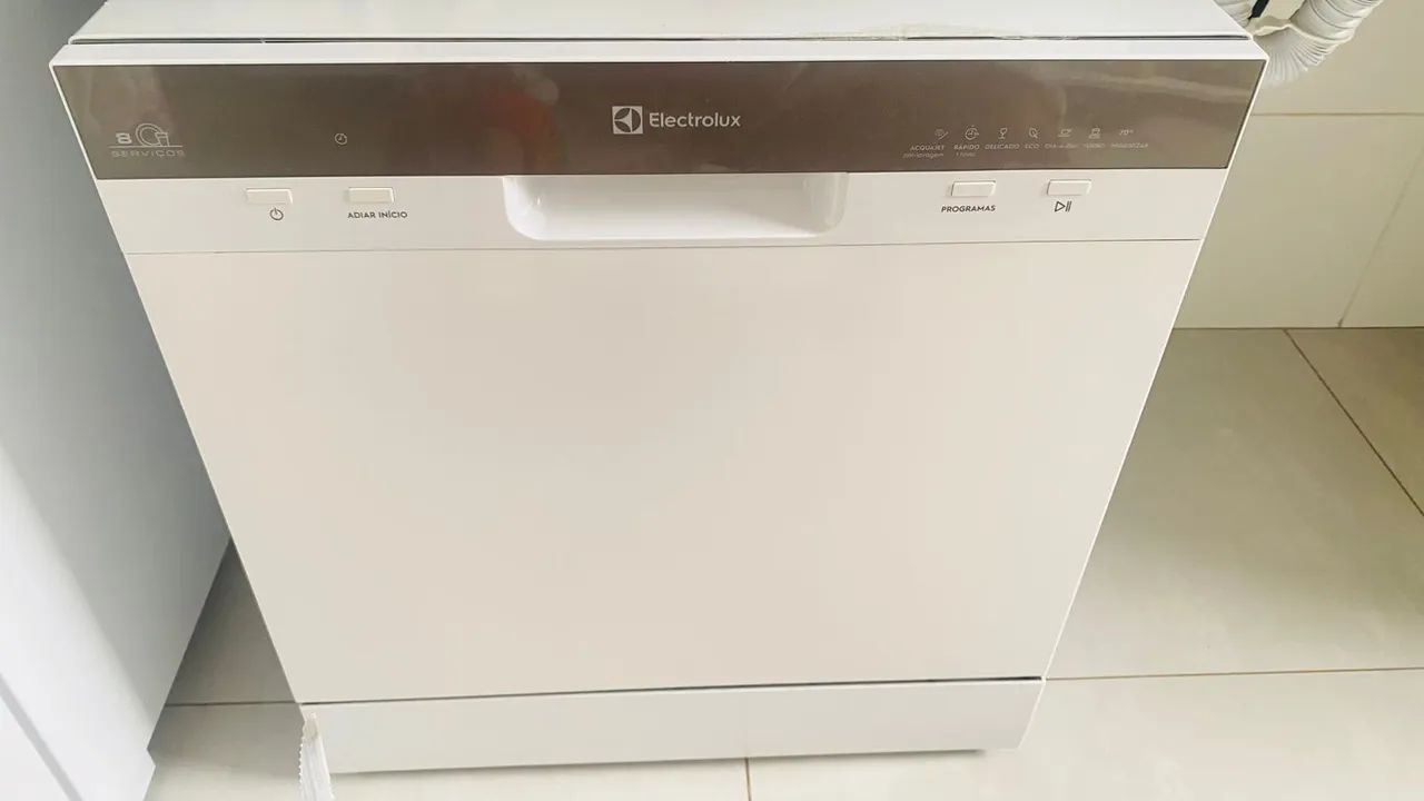Lavadora eletrolux 8 serviços  - Foto 3