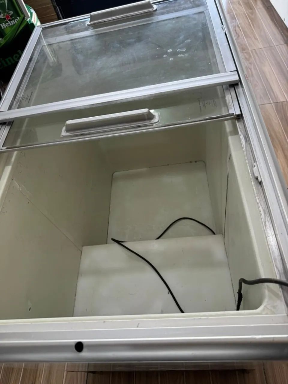 Freezer de 350 litros - usada - Foto 2