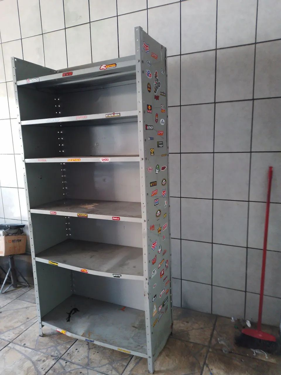 Prateleira de aço com reforco, laterais e fundo - Foto 2