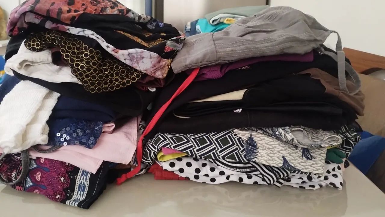 LOTE ROUPA FEMININA P/M