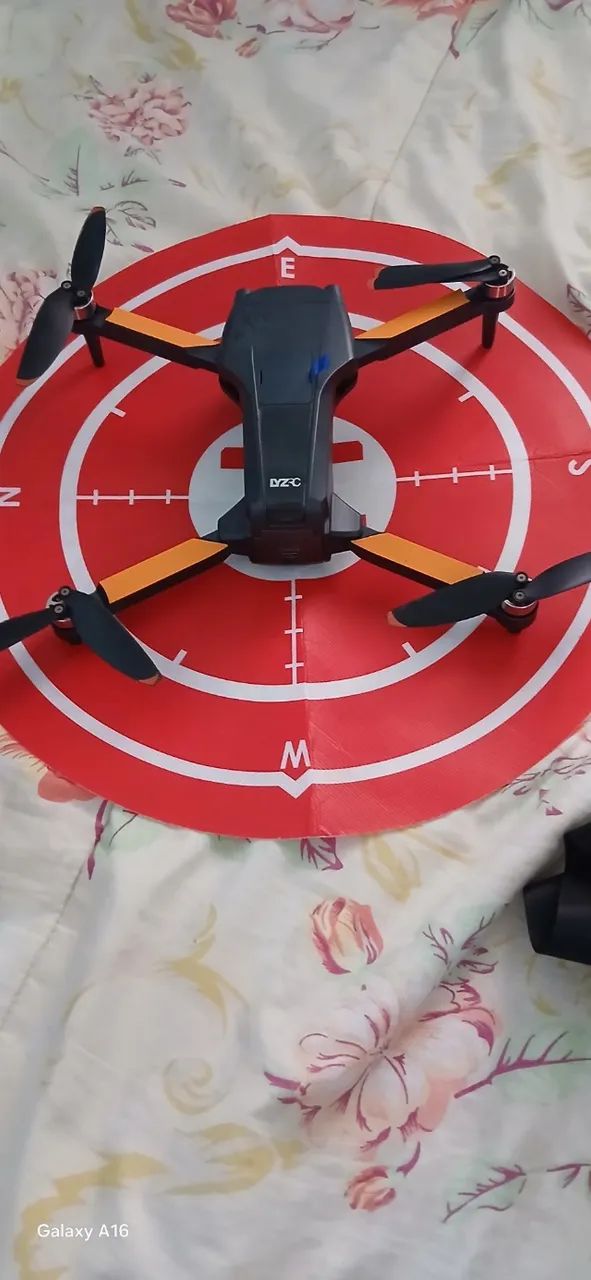 Drone l600 pro max com guimbal de 3 eixos e controle com tela ( usado).  - Foto 3