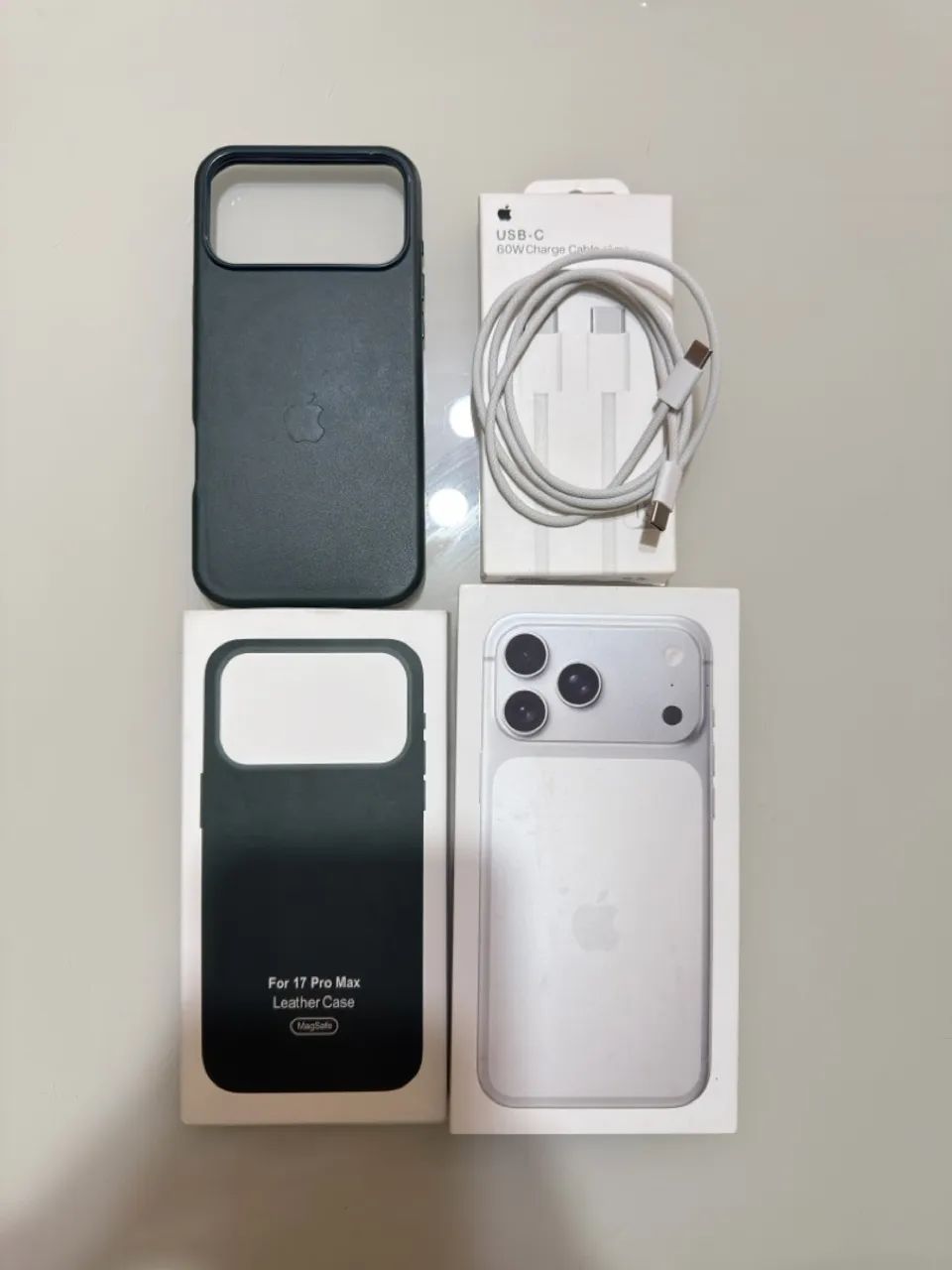 iPhone 17 pro max 256 silver  - Foto 2
