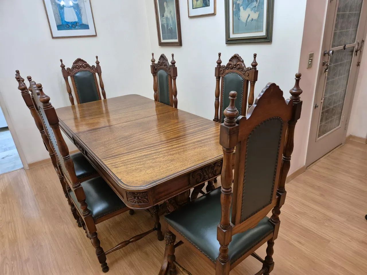 Mesa com 8 cadeiras  - Foto 2