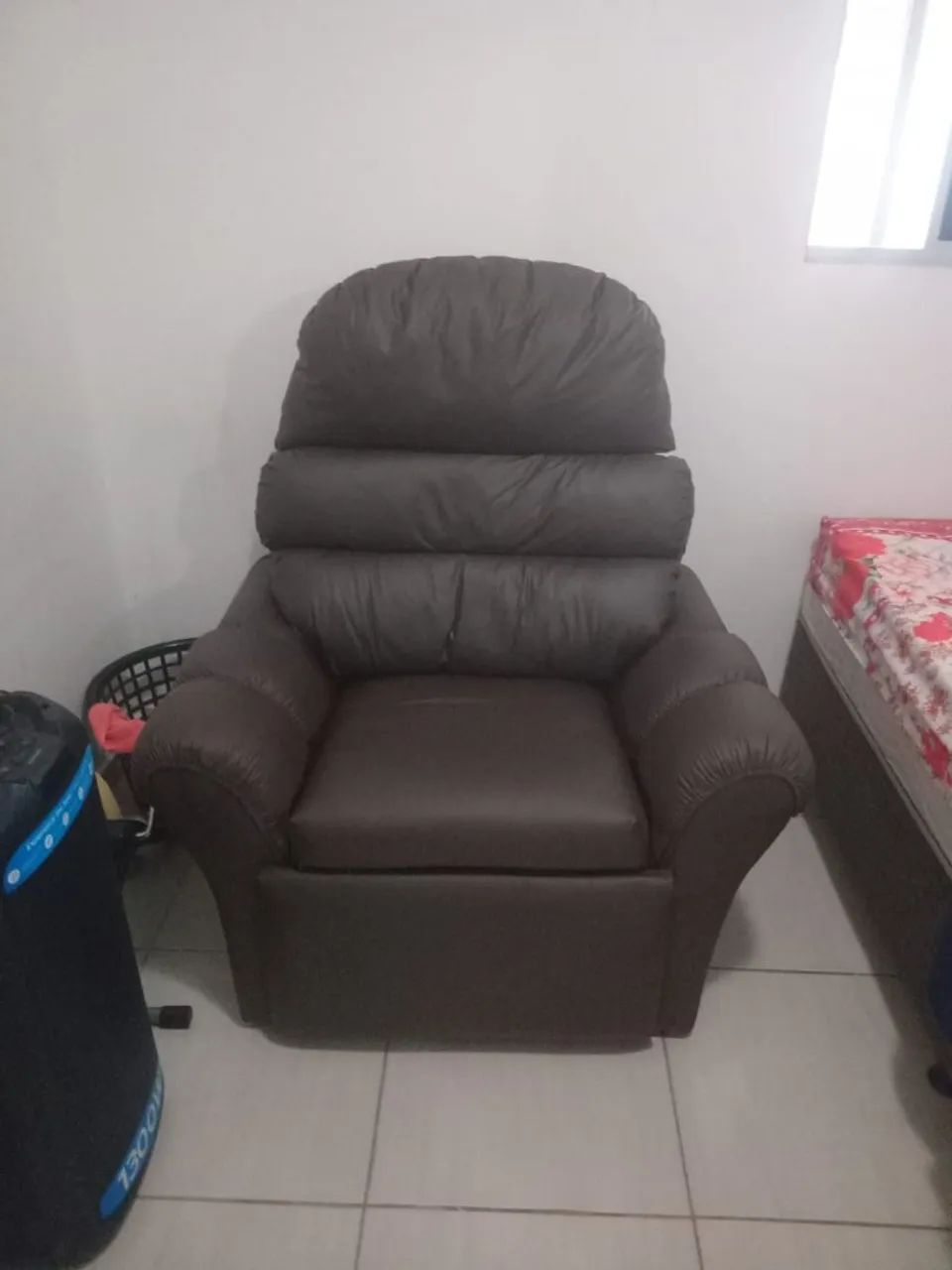 Poltrona Reclinável Marrom Escuro  - Foto 2