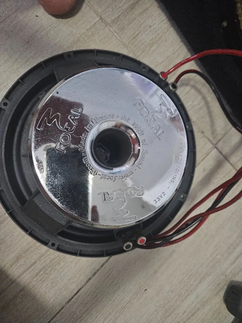 Subwoofer 12 polegadas Focal 33v2 - Foto 2