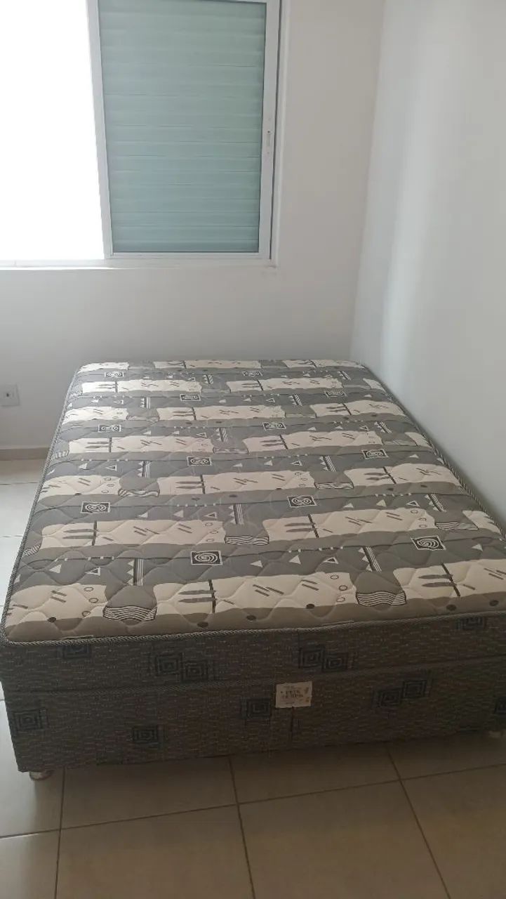 Vendo cama Box urgente.