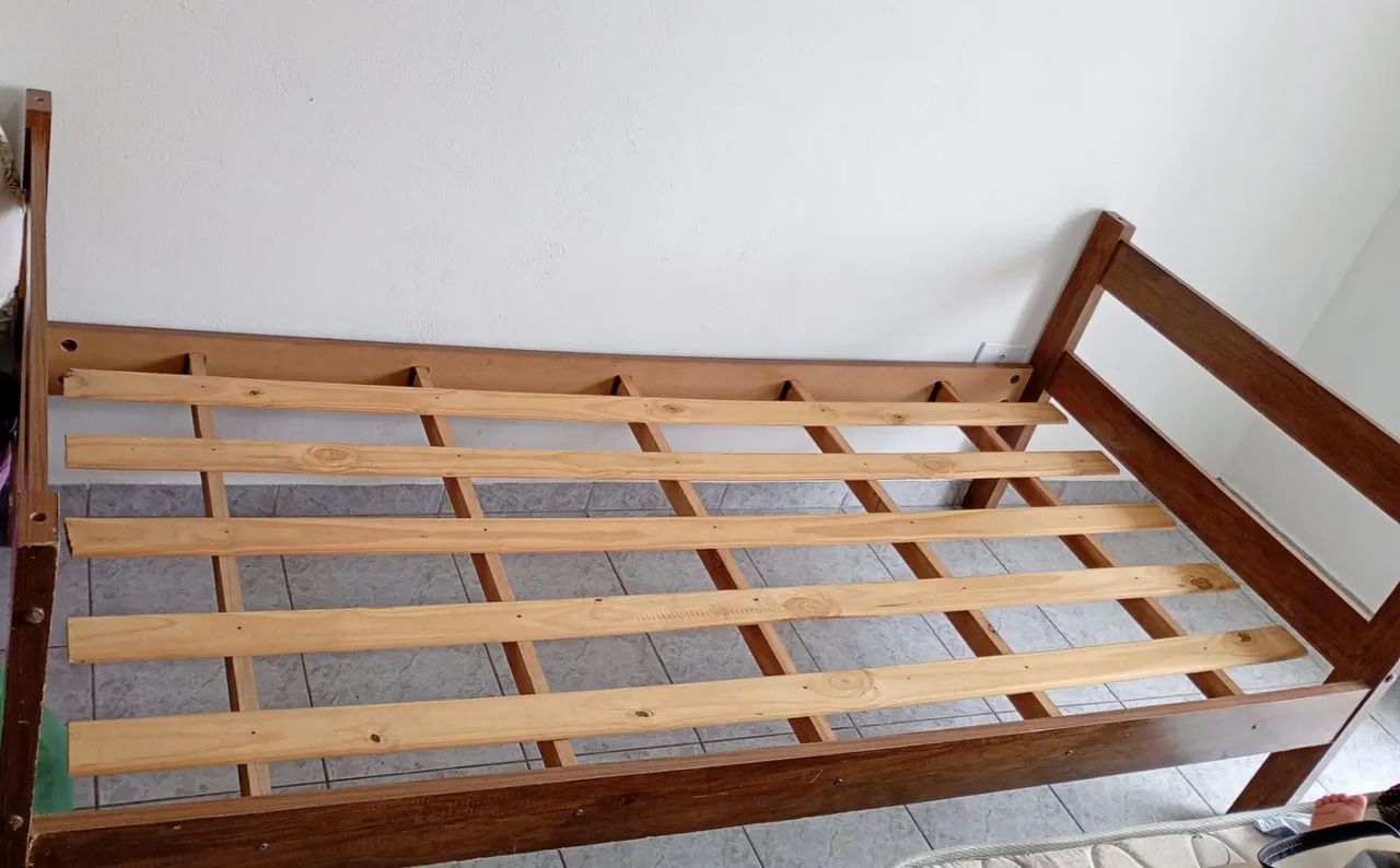 Cama de solteiro 