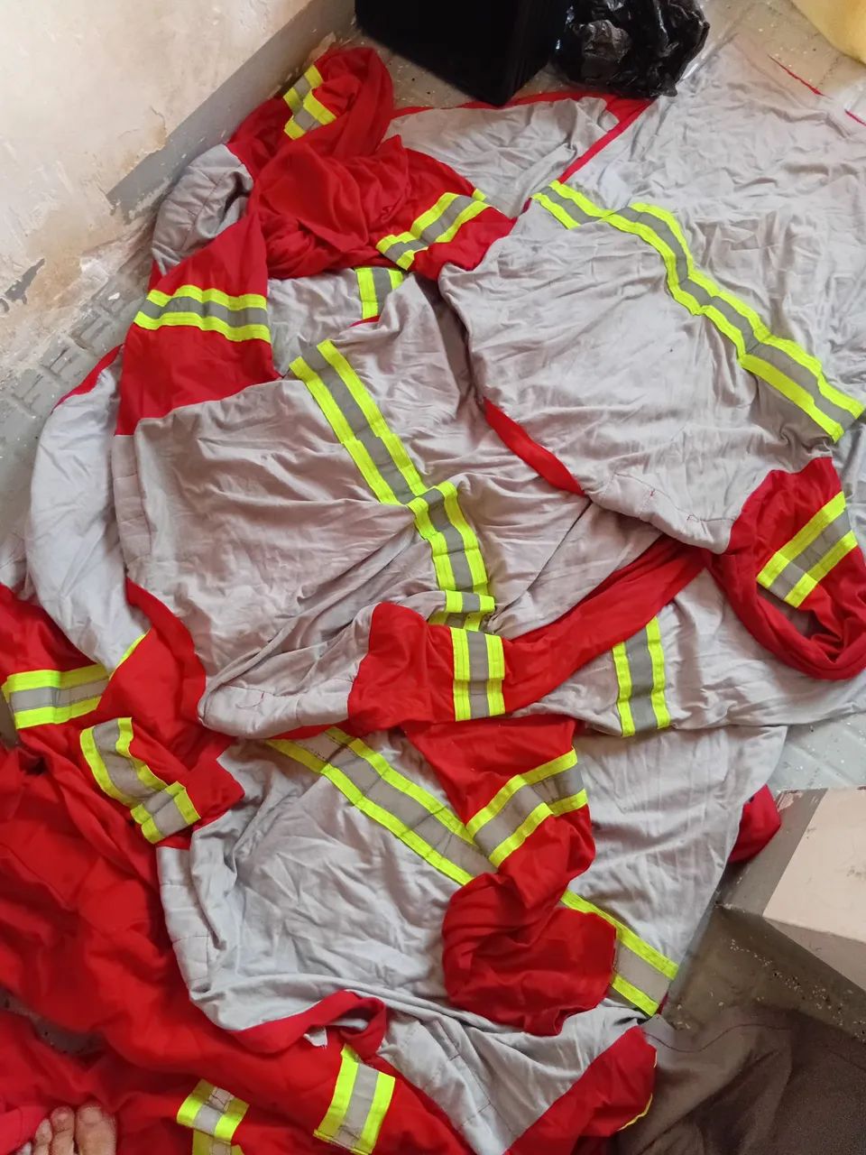 Uniforme de Trabalho - Foto 2