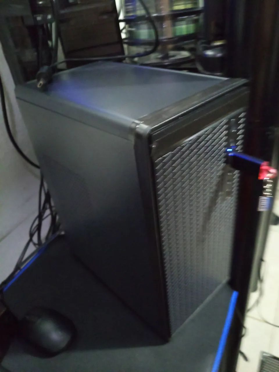 PC rápido e eficiente, uso de 3 meses, novíssimo!! 